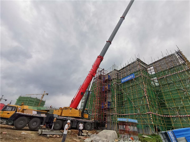沙市区吊车租赁需要注意事项