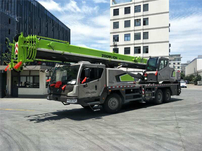 沙市区随车吊师傅告诉你租赁随车吊车如何区分吨位