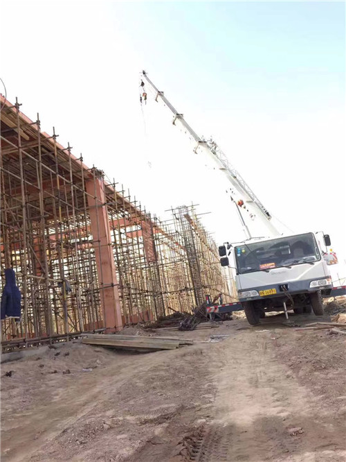 沙市区吊车作业的安全注意事项有哪些？